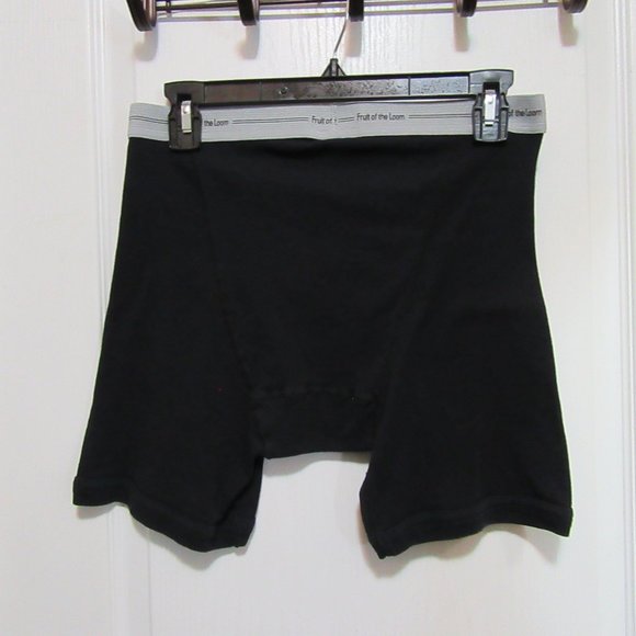 Mens Large Fruit of the loom boxers Free in a $25.00 bundle - Picture 4 of 11